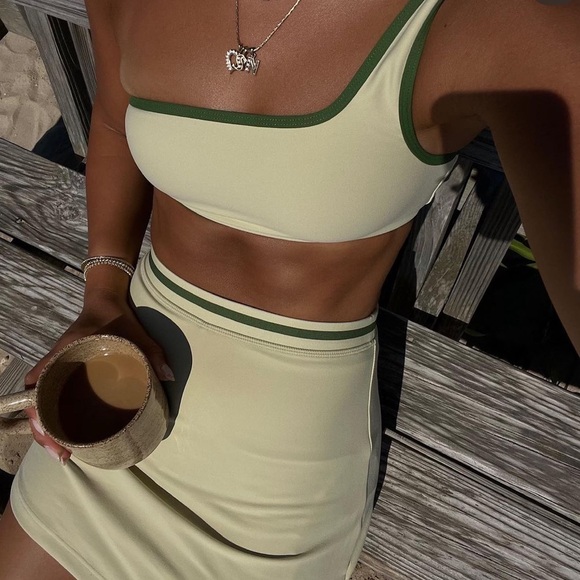 COPY - WeWoreWhat Active Skort (S) & Contrast one shoulder bra (S) RUNS SMALL - Picture 2 of 7